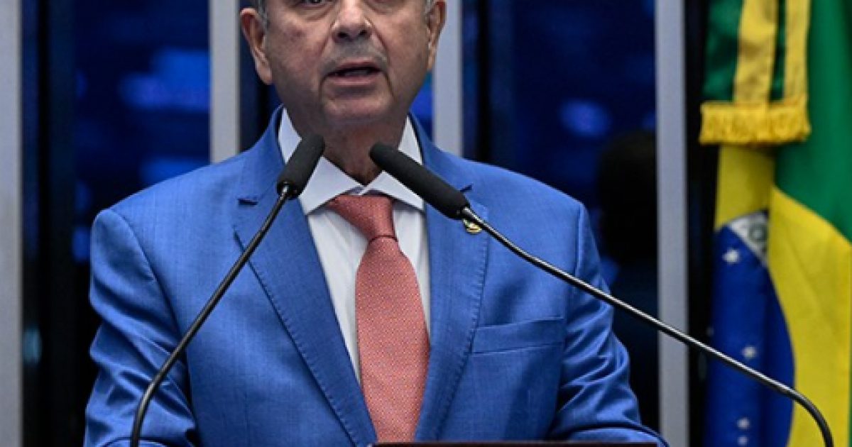 PL recua de tese de fraude em meio à polêmica sobre carta e viagem de Flávio Bolsonaro aos EUA