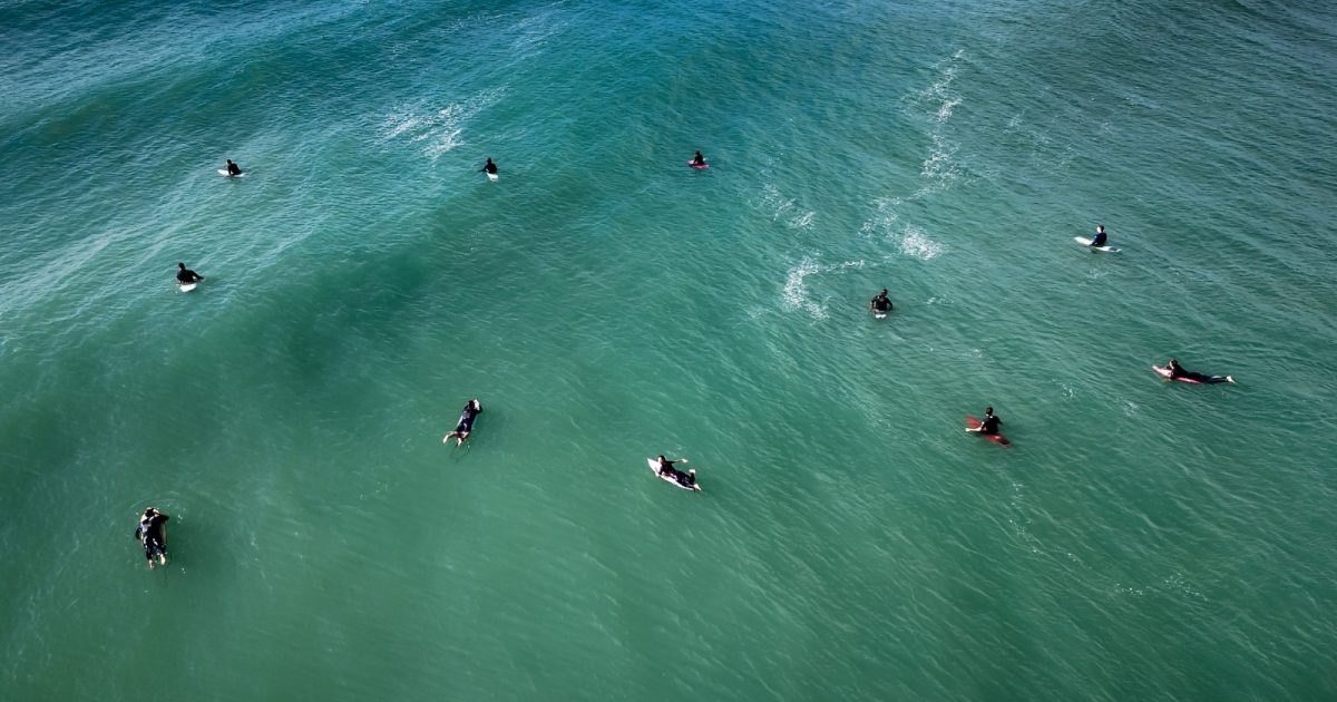 Prefeitura abre 307 vagas para atividades nas praias na temporada de verão 2026/2027 em Florianópolis