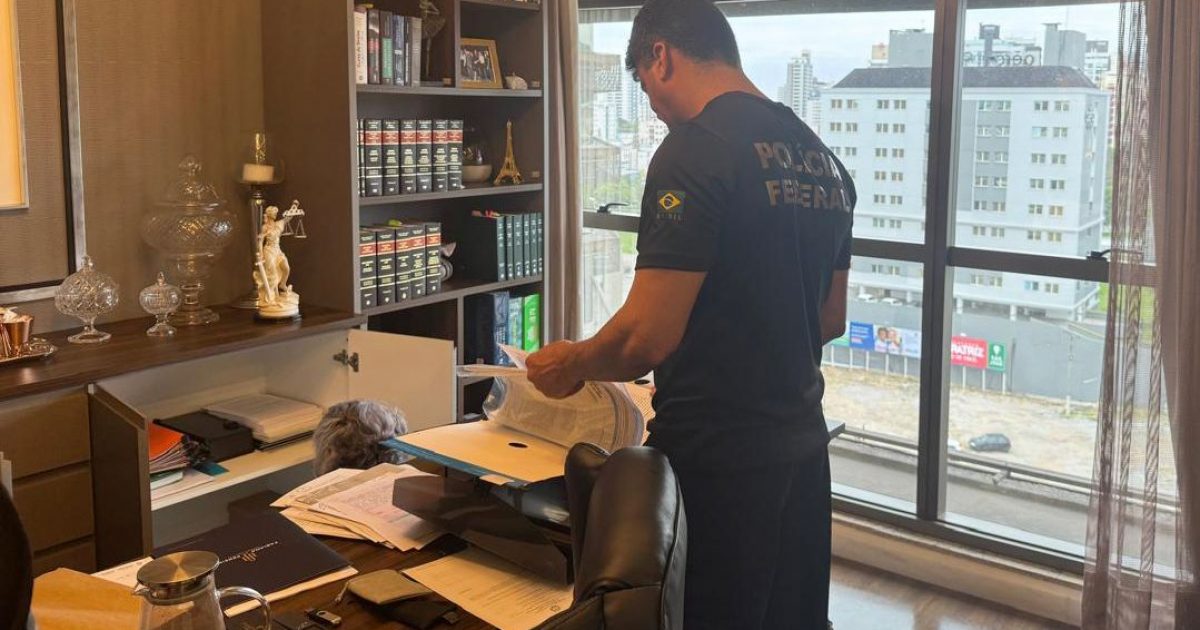 Polícia Federal deflagra operação para investigar fraudes de R$16 Milhões no fundo de previdência dos servidores de Palhoça
