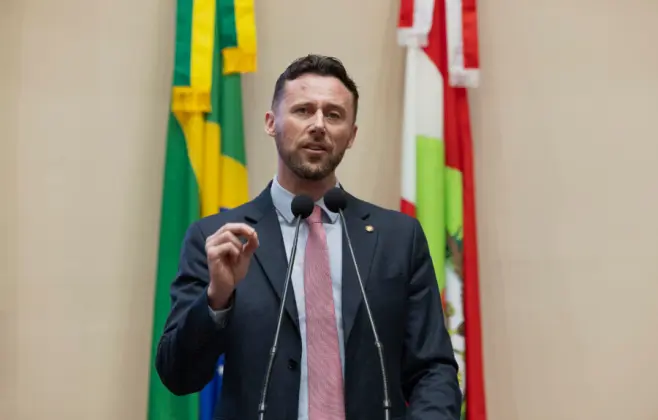 Deputados na ALESC criticam boicote a comerciantes por divergência política