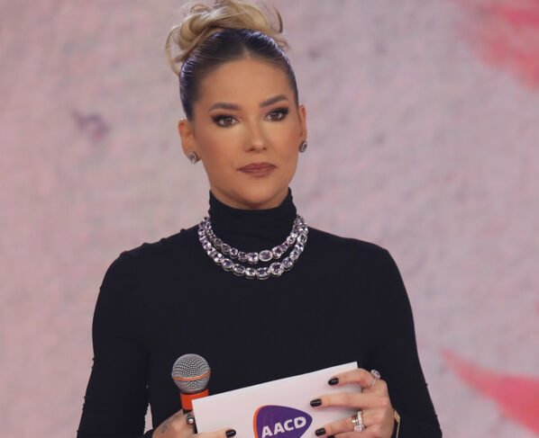 Virginia Fonseca no SBT