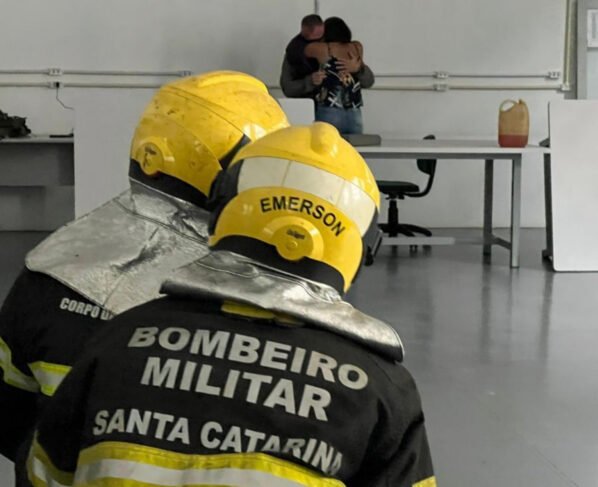Rádio Cidade FM Foz Itajaí – 91.7