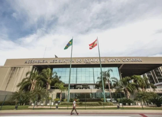 Comitê de Segurança nas Escolas promove seminário com o jornalista Caco Barcellos