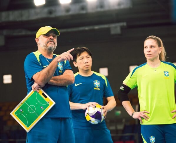 Rádio Cidade FM Foz Itajaí – 91.7