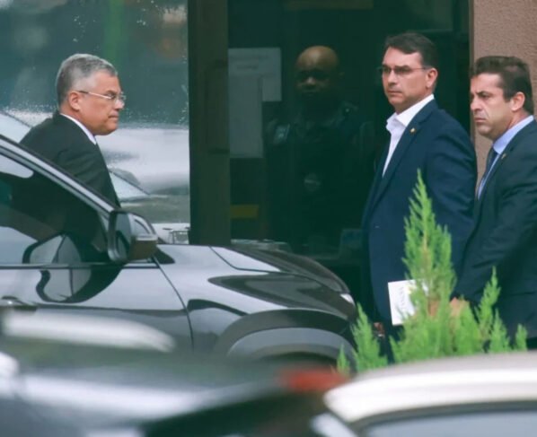 Alesc celebra 20 anos da Lei das APAEs em sessão especial lotada