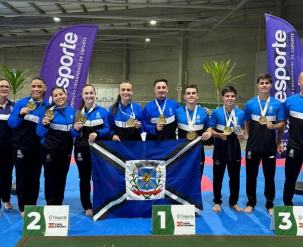 Tubarão brilha no primeiro dia dos Jogos Abertos de Santa Catarina e se destaca no karatê