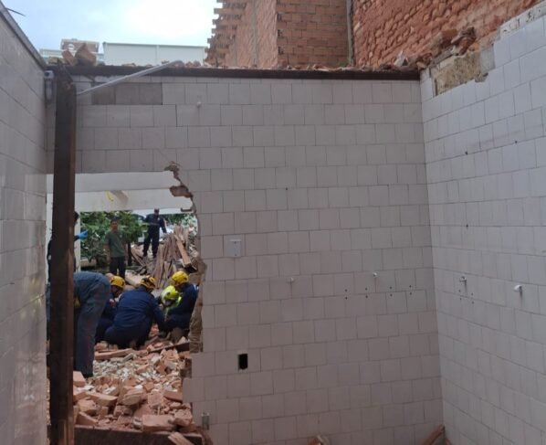 Rádio Cidade FM Foz Itajaí – 91.7