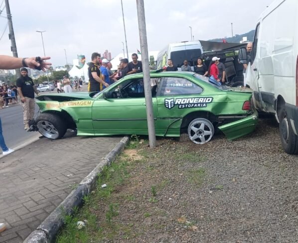 Rádio Cidade FM Foz Itajaí – 91.7