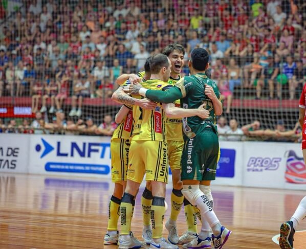 Rádio Cidade FM Foz Itajaí – 91.7