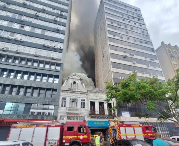 Rádio Cidade FM Foz Itajaí – 91.7