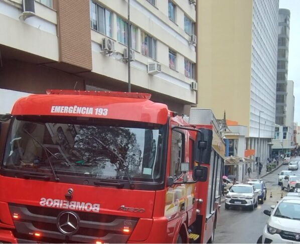 Rádio Cidade FM Foz Itajaí – 91.7