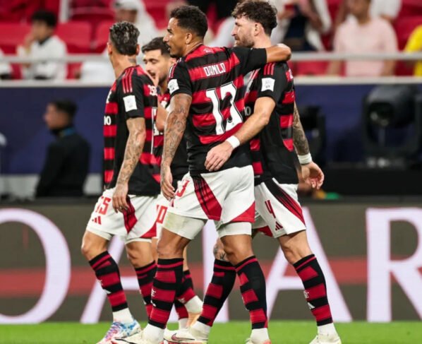 Tubarão Futsal encerra temporada com vitória e despedida histórica