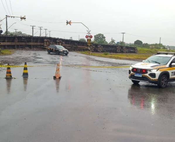 Homem é esfaqueado no bairro Progresso, em Laguna, e caso é investigado pela polícia