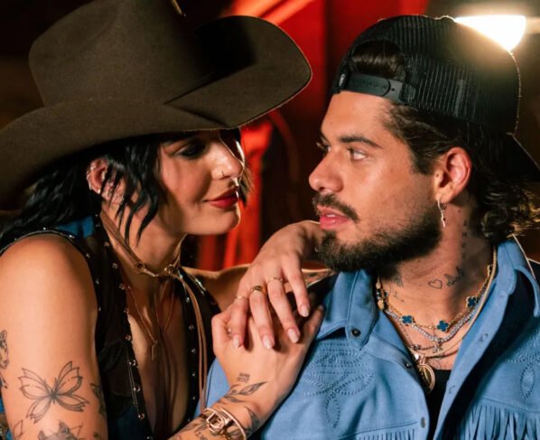 Z&eacute; Felipe e Ana Castela