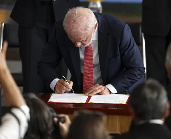 Rádio Cidade FM Foz Itajaí – 91.7