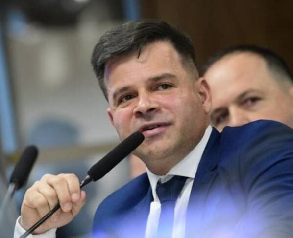 Rádio Cidade FM Foz Itajaí – 91.7