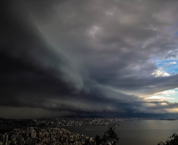 ComScore analytics tracking pixel