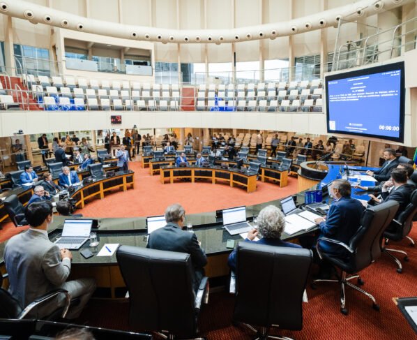 Rádio Cidade FM Foz Itajaí – 91.7