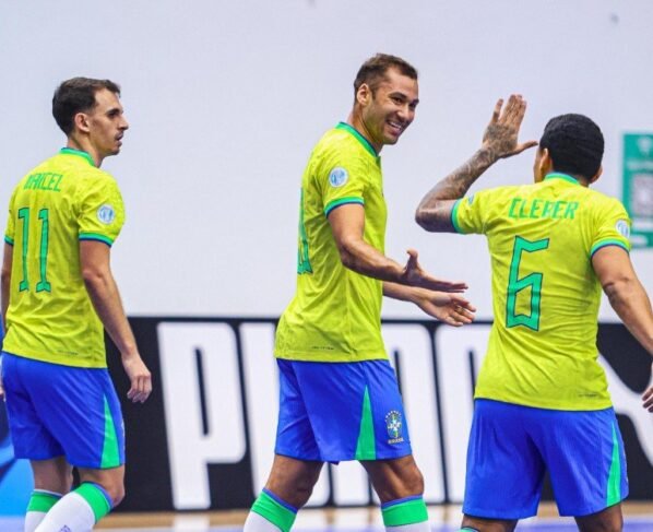 Rádio Cidade FM Foz Itajaí – 91.7