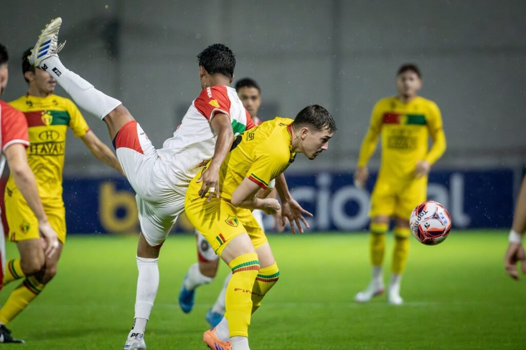 Barra é o primeiro semifinalista do Catarinense 2026 após eliminar o Santa Catarina