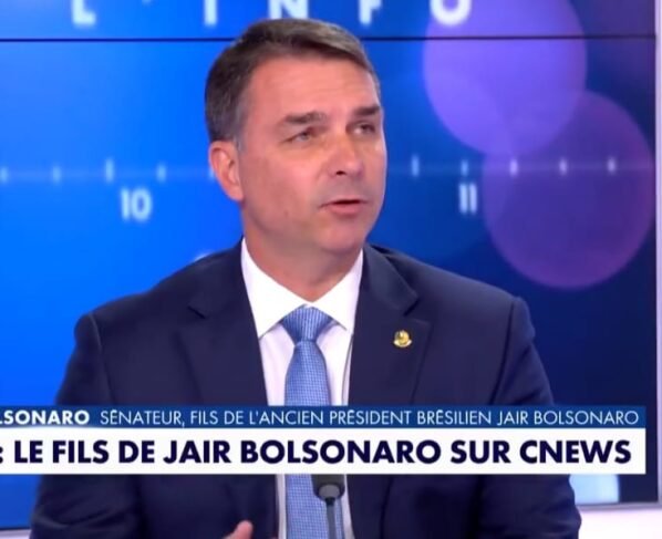 Rádio Cidade FM Foz Itajaí – 91.7