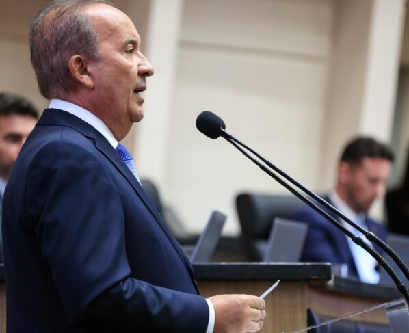 Rádio Cidade FM Foz Itajaí – 91.7