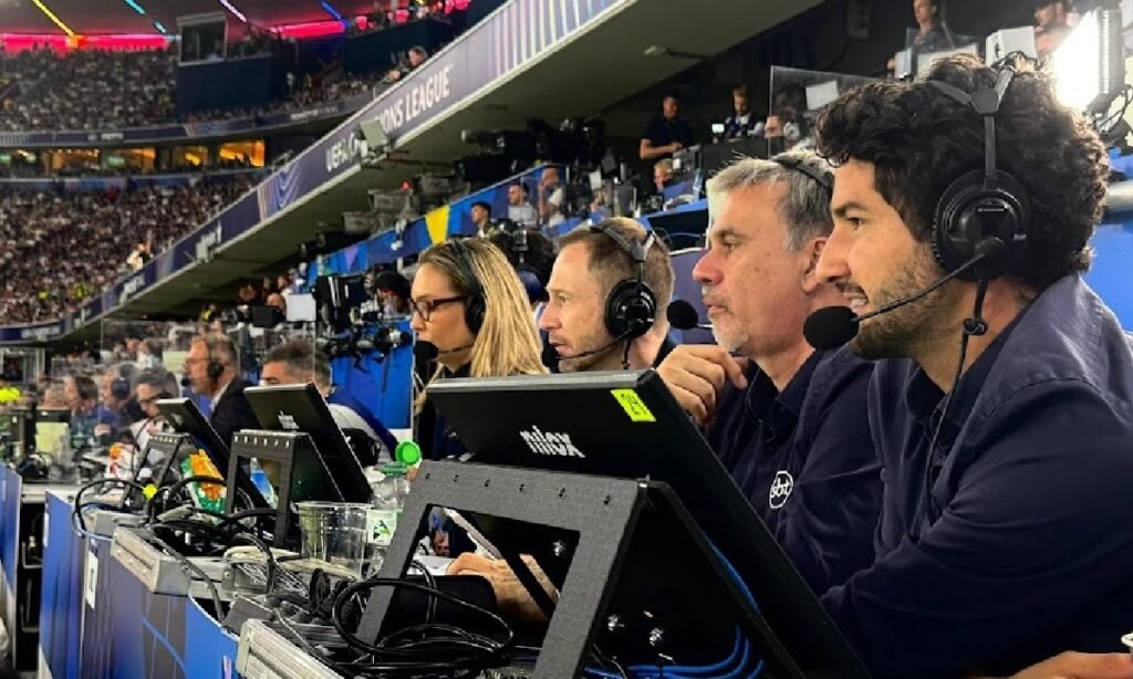 SBT transmite jogo de futebol